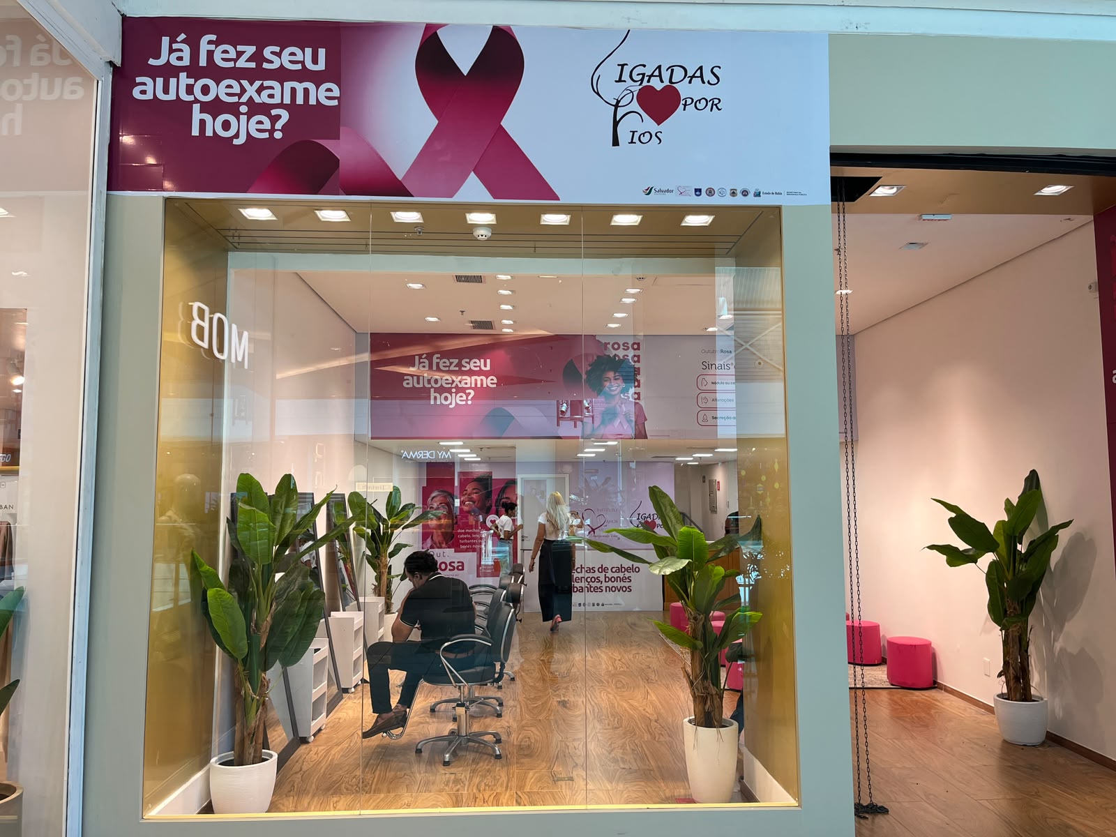 OUTUBRO ROSA | LIGADAS POR FIOS