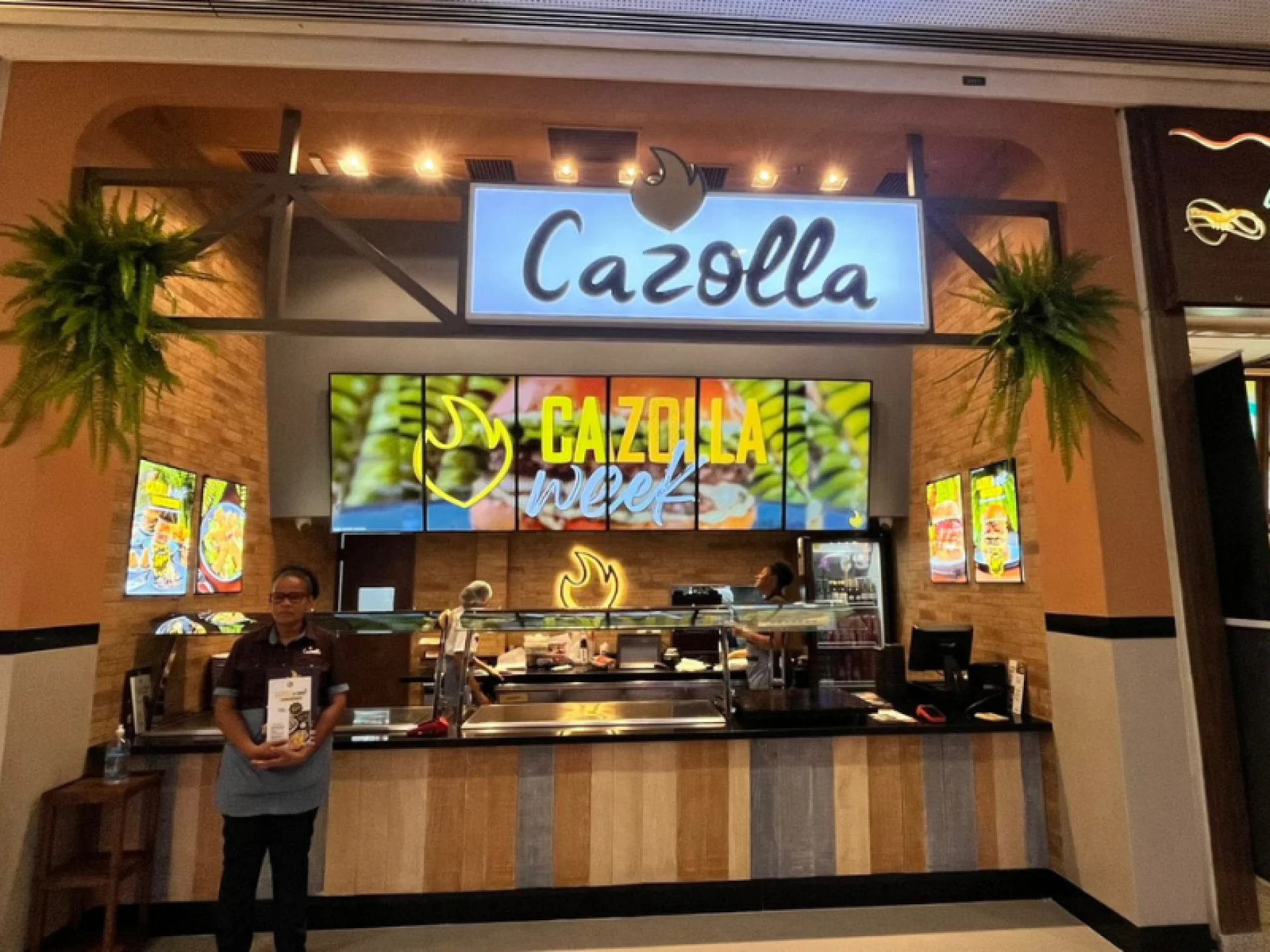 Cazolla chegou na praça de alimentação Cazolla chegou na praça de alimentação