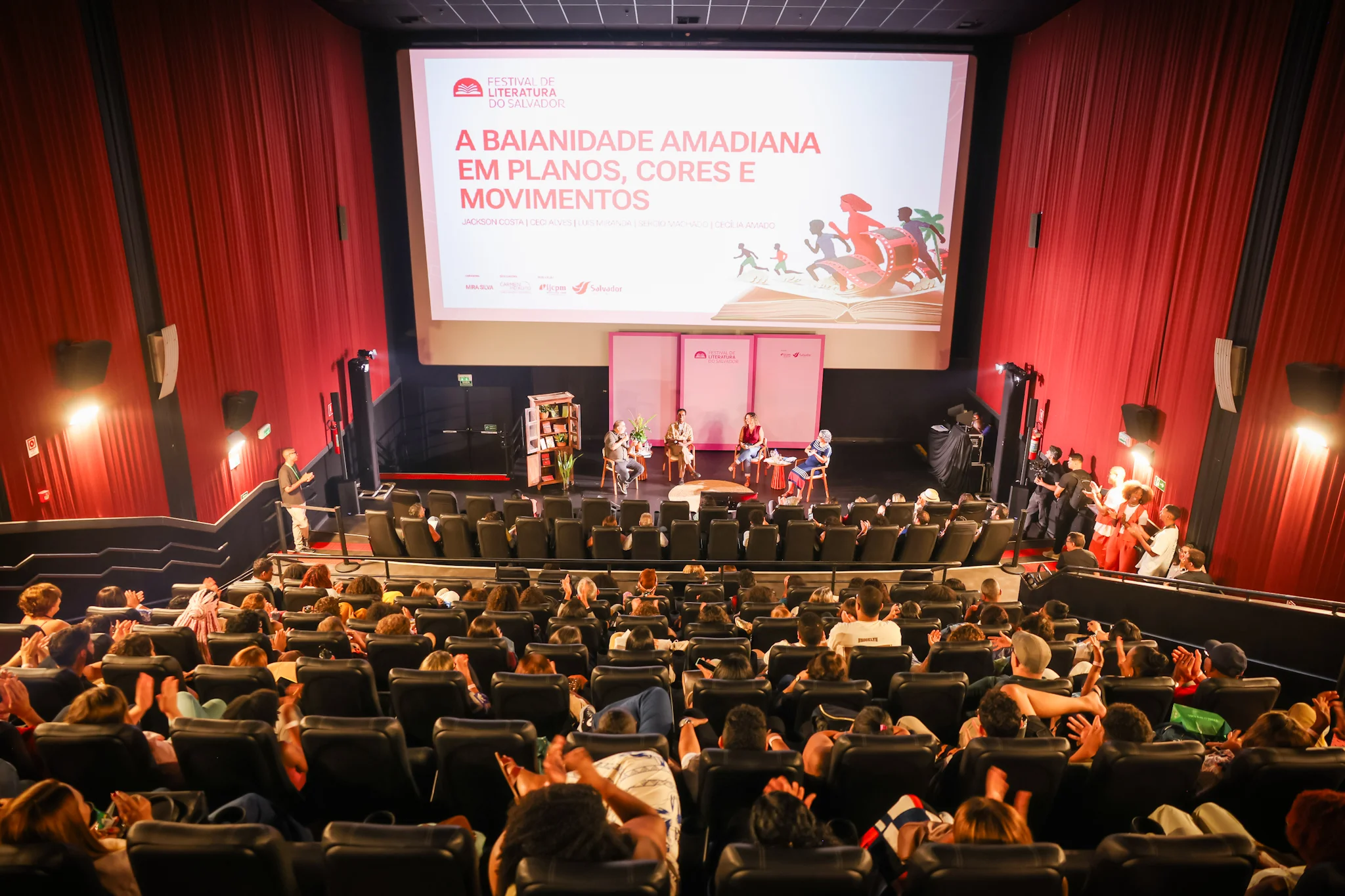 Confira o que rolou no 1º dia do Festival de Literatura do Salvador