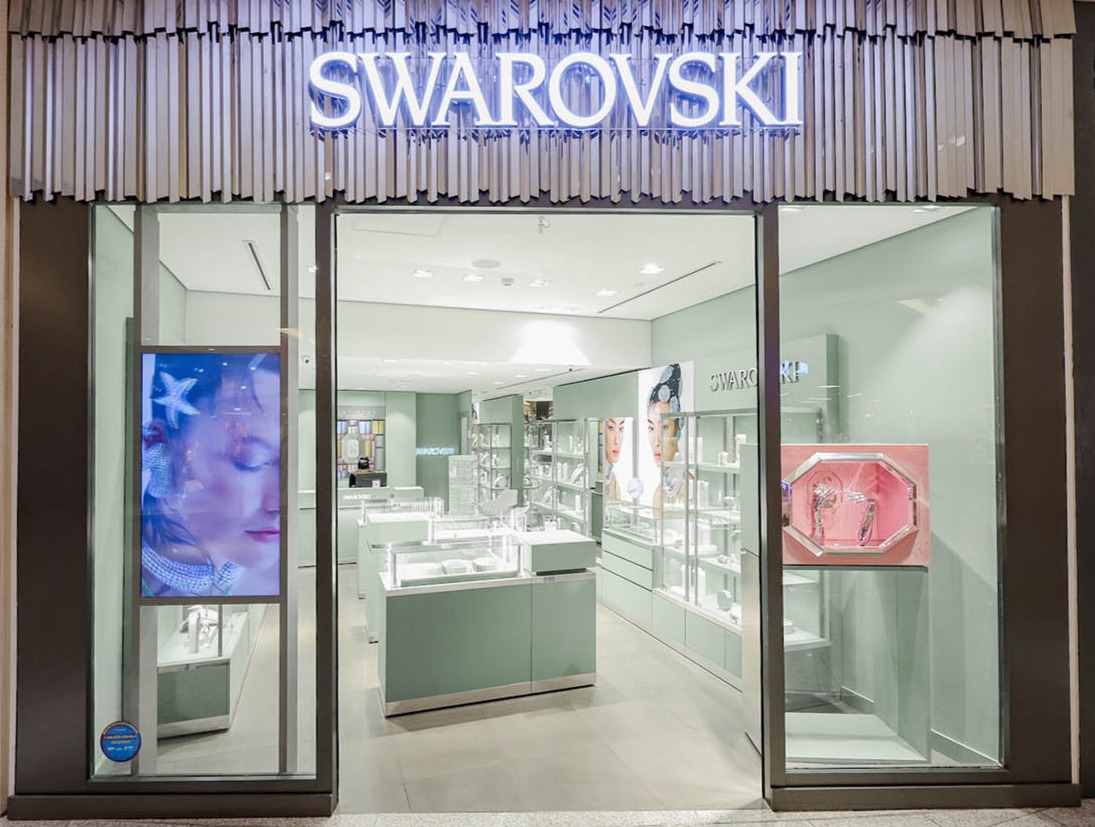 SWAROVSKI