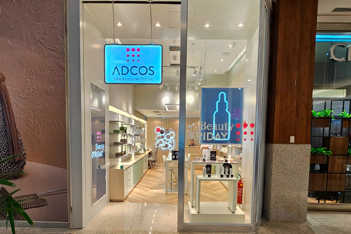 ADCOS